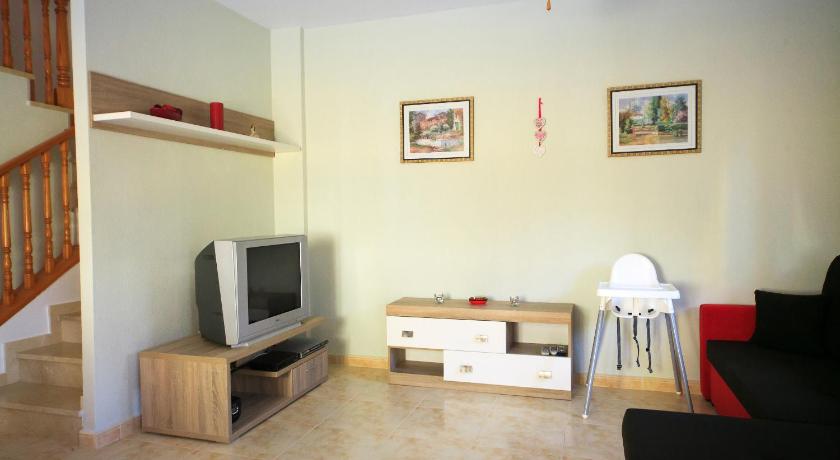 Image of Three-Bedroom House 15