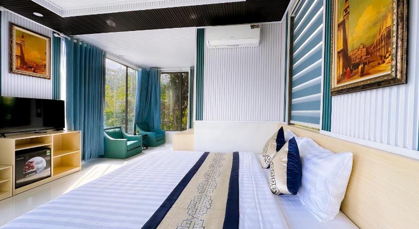 Image of Deluxe Double Room 0
