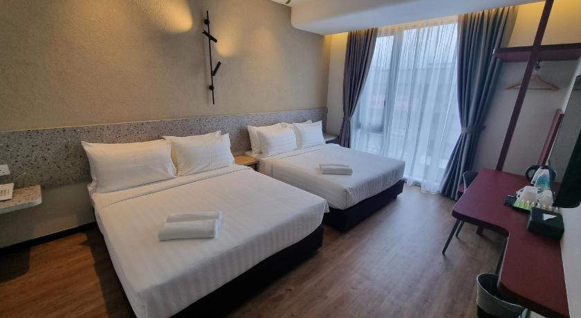 新山 MIICO HOTEL @ PERMAS JAYA 3星级 酒店 泳池