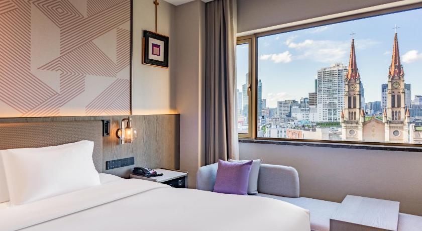 Zdjęcie: Pokój Premium z łóżkiem King i widokiem na miasto (1 King Premium City View) 4