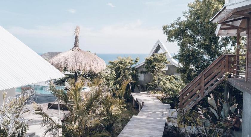 巴厘 Light The Path Bali 4星级 民宿 泳池