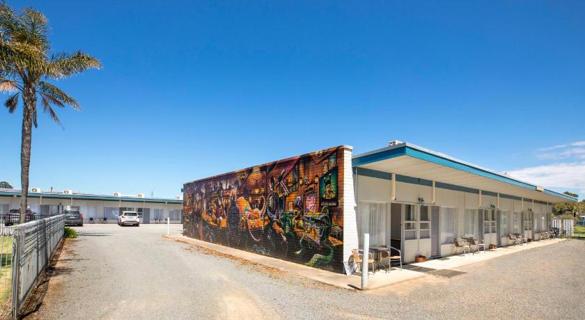 Gippsland Region Ship Inn Motel Yarram Hotel lobby