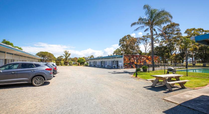 Gippsland Region Ship Inn Motel Yarram Hotel exterior
