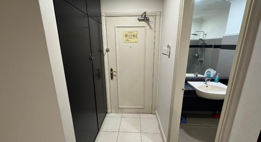 Image of Studio with Balcony 17