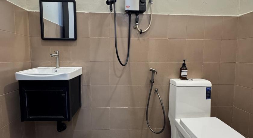 말라카 탕칵의  (m², 침실 3개, 프라이빗 욕실 1개) (Runa Homestay Jasin - Cozy 3BR with AC & Netflix ) 3성급 게스트하우스 전망