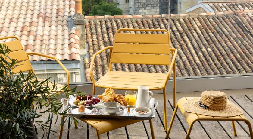 Image of Deluxe Terrace 9