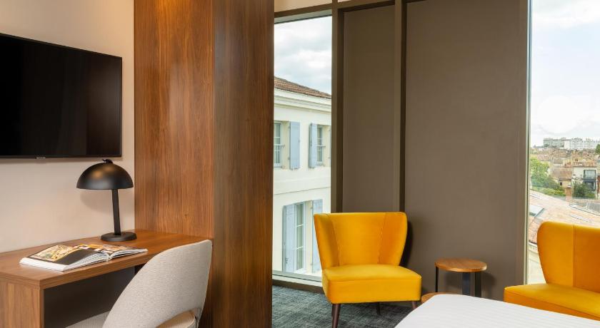 Image of Deluxe Terrace 6