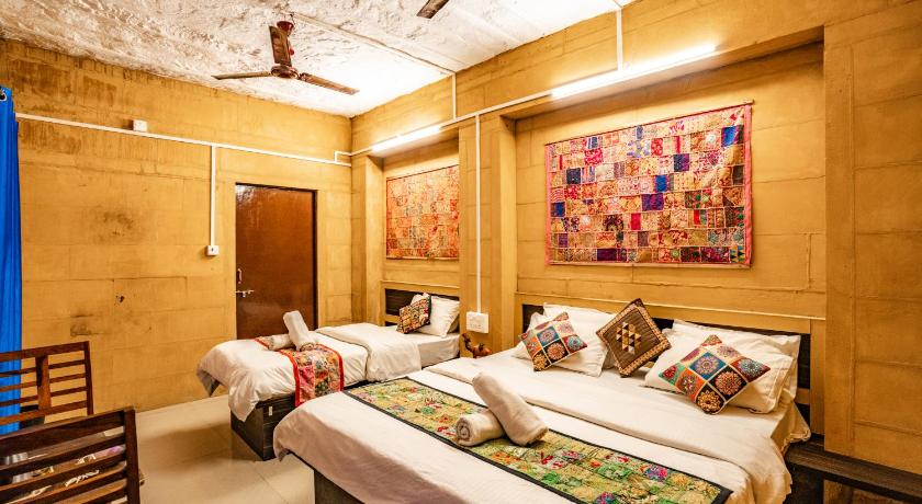 Image of Family Room 17