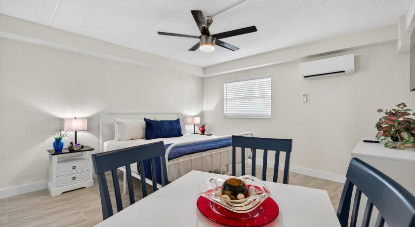 马德拉海滩 (FL) Sunset Beach Suites Unit 2 4星级 住宿 餐厅