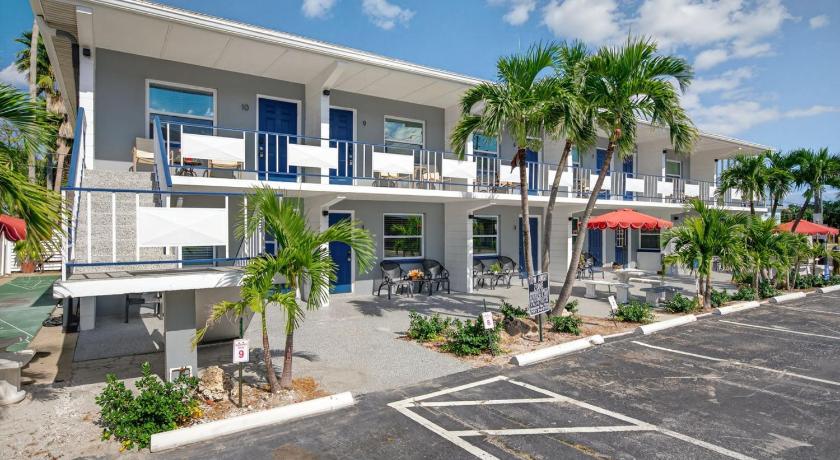 마데이라비치 (FL) Sunset Beach Suites Unit 9 4성급 숙소 외관