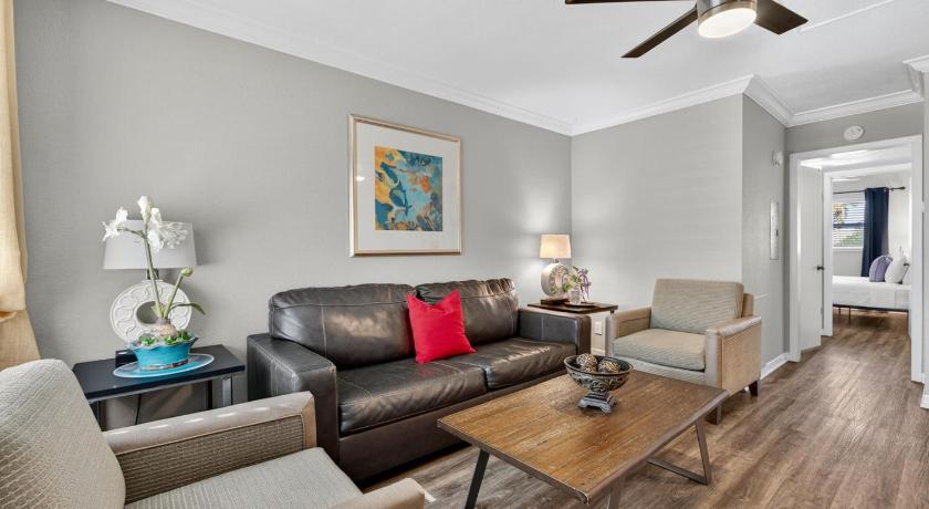 Sunset Beach Suites Unit 7