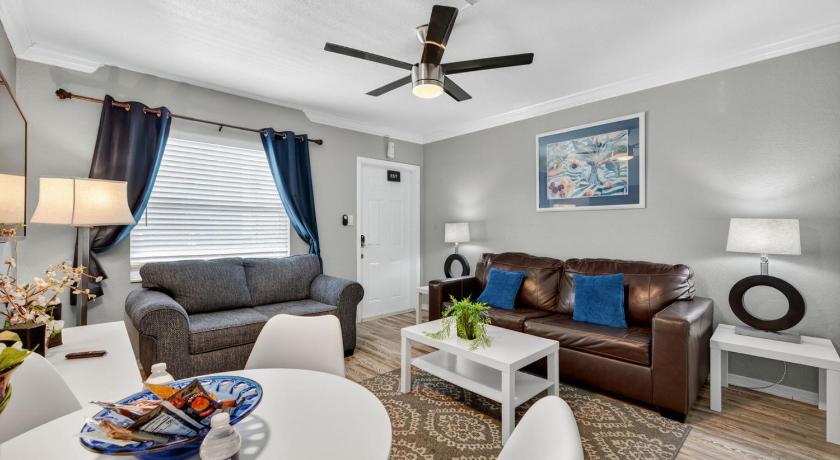 マデイラ・ビーチ (FL) Sunset Beach Suites Unit 6 4つ星 宿泊施設 スイート