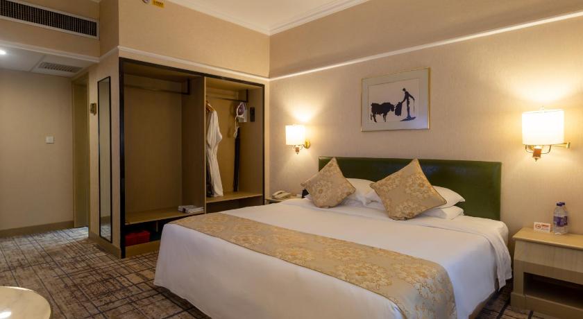Ảnh của 1 Bedroom Suite Lounge Access Garden View 3