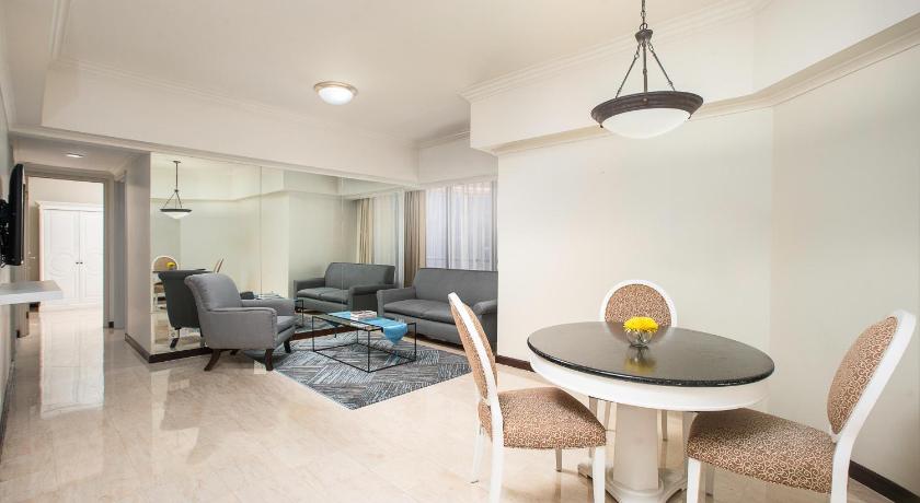 Image of 1 Bedroom Suite 3