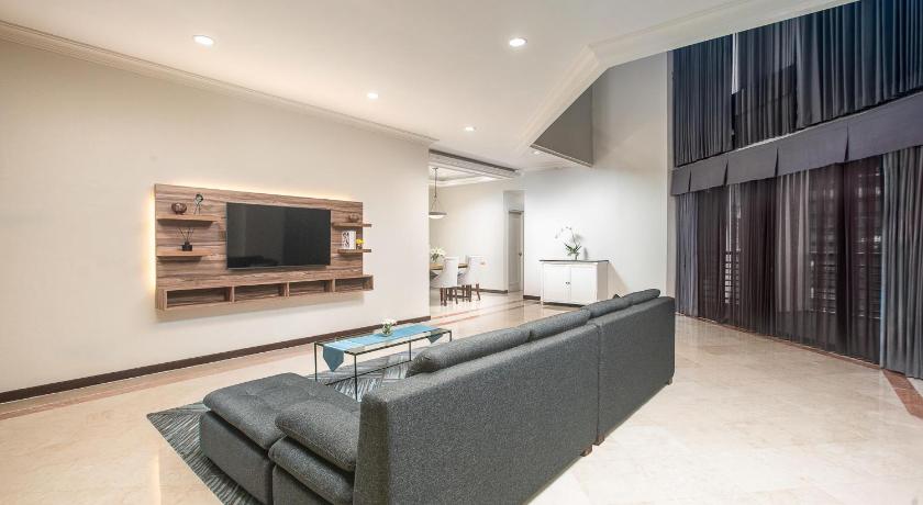 Image of Penthouse Apartment 5