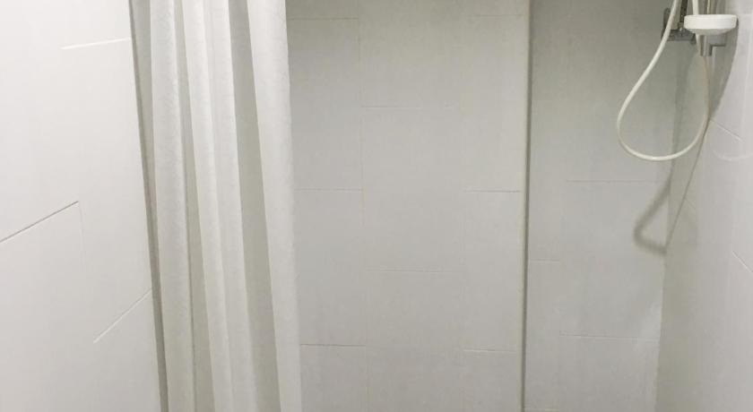 Image of Standard Twin 6