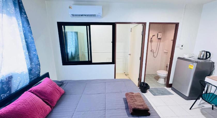 Image of Apartment 3