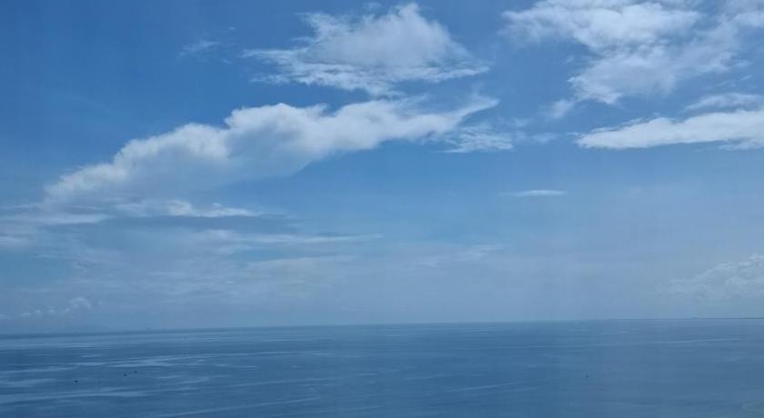 ダナン 2 Bedroom Luxury Condo Free Pool Free Airport pick up 4つ星 ゲストハウス レストラン