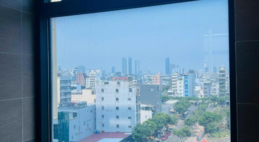 ダナン 2 Bedroom Luxury Condo Free Pool Free Airport pick up 4つ星 ゲストハウス レストラン