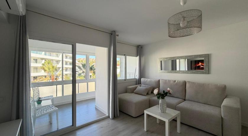 The White Pearl Marbella
