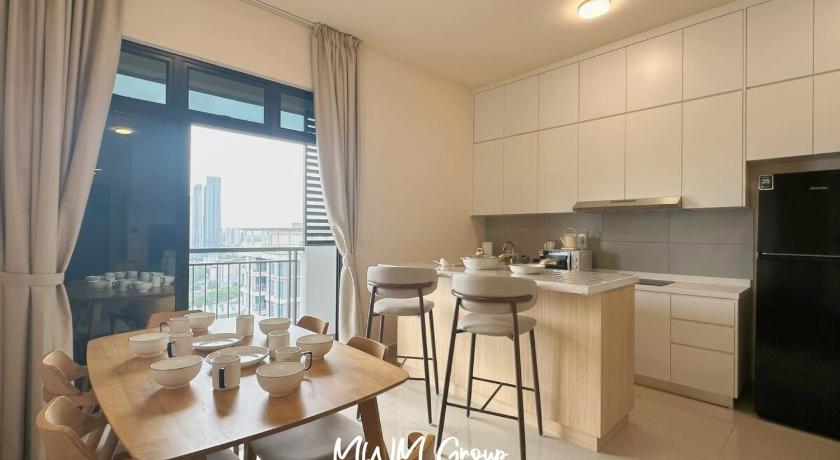 新山 Meldrum Heights | Muji Creamy House| Walks to CIQ 4星级 民宿 餐厅