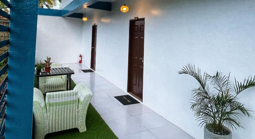 Island Stays - image 8