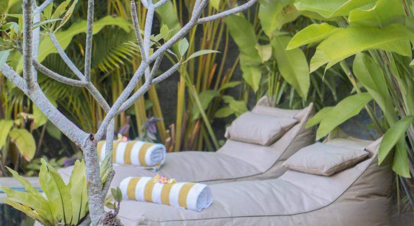 Bali Peaceful Rice Field Villa w/ Pool, 15min to Ubud 4-Star Guesthouse lobby