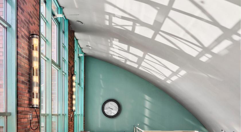 베를린 아비온 슈프레보겐 워터사이드 호텔 베를린 (ABION Spreebogen Waterside Hotel Berlin) 4성급 호텔 로비