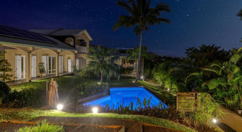 Image of Double Room with Pool View 14