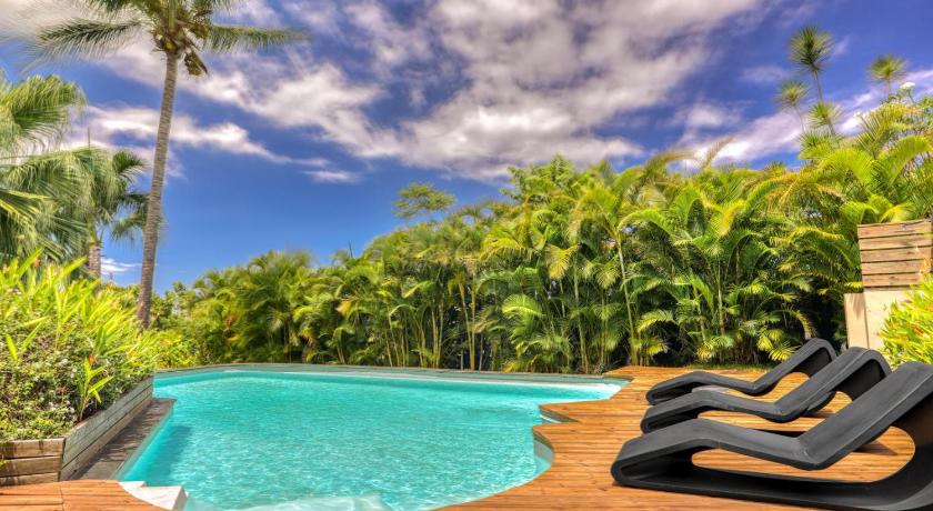 Image of Double Room with Pool View 16