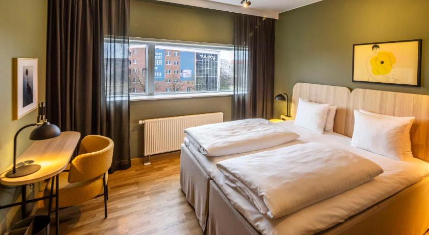 Image of Superior Room 1