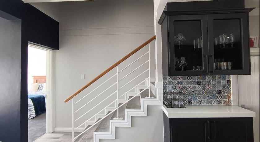 圣弗朗西斯湾 Ships Bell at Port St Francis 5星级 民宿 餐厅