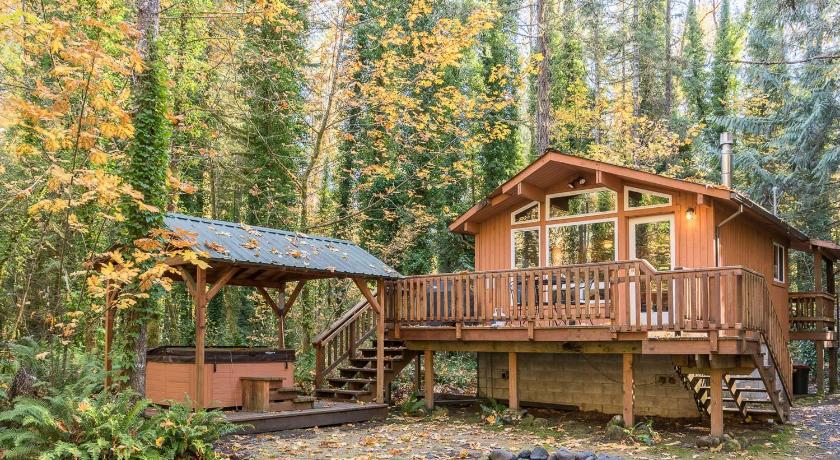 마운트 후드 빌리지 (OR) Riverwood Hideaway 4성급 숙소 레스토랑
