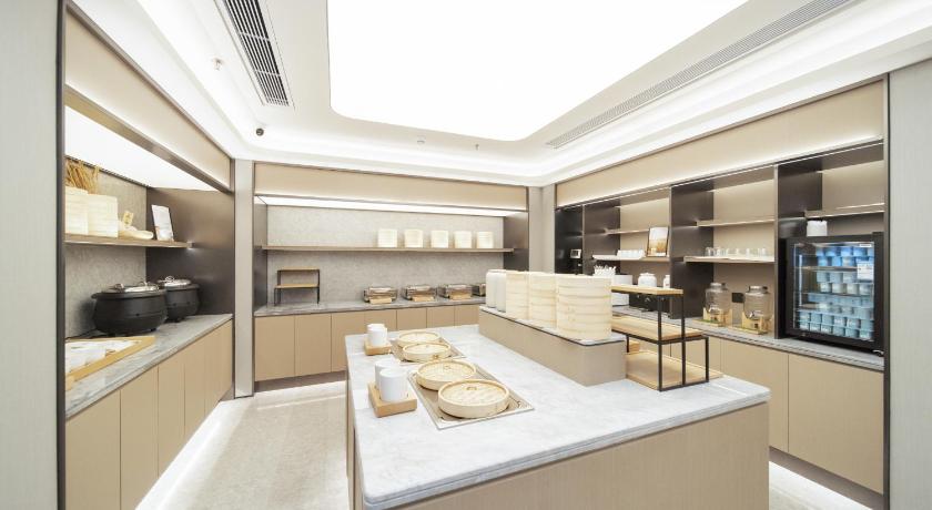 Ji Hotel Shenzhen Convention and Exhibition Center Gangxia Metro Station - image 11
