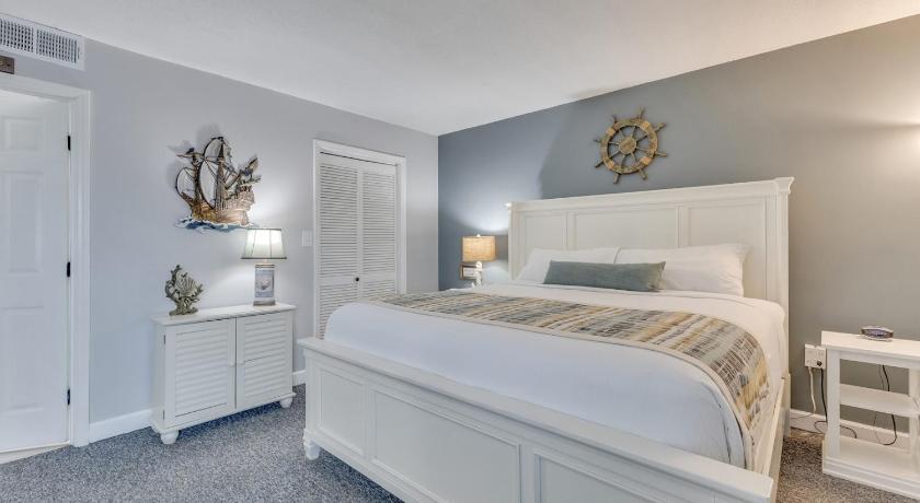 Carolina Beach 0312 Captains Quarters by Atlantic Towers 3-Star Accommodation view