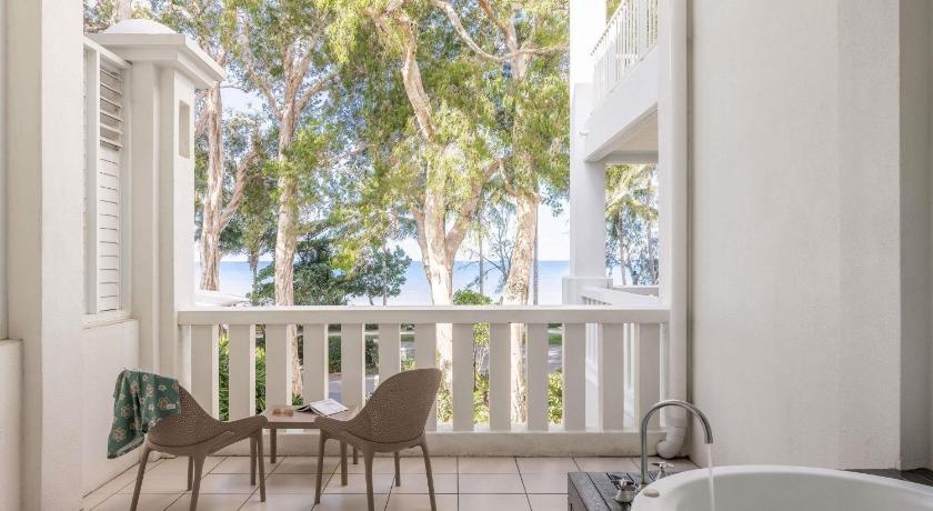 Imagen de 3 Habitaciones con vistas al océano (3-Bedroom Ocean View) 1