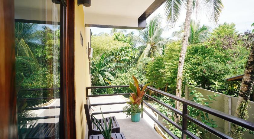 Image of Queen Room 1