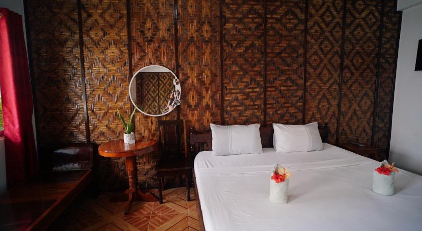 Image of Family Room 1