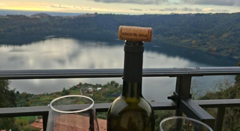 Suite Vista Lago Nemi Relax Roma