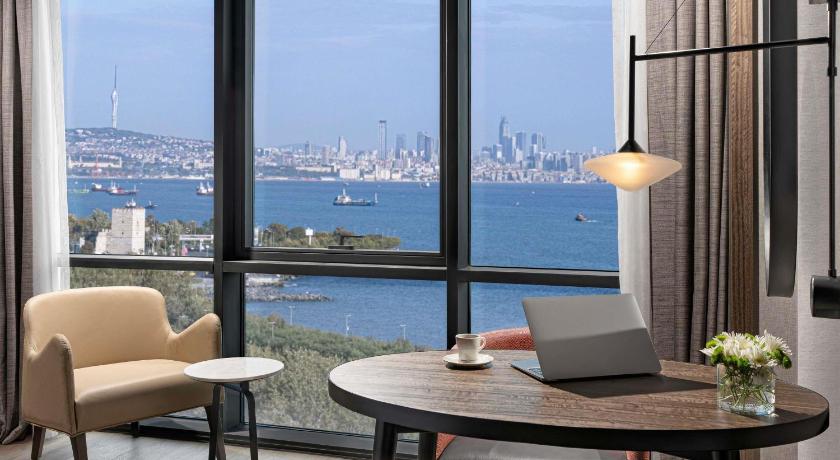 Mövenpick Hotel Istanbul Marmara Sea - image 3