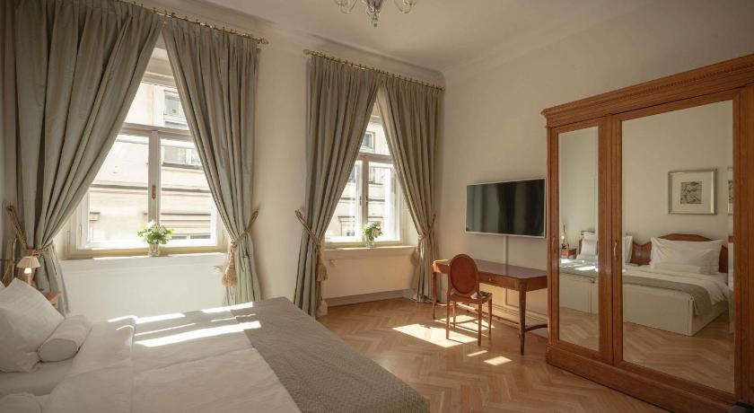 Image of Executive Room with Castle View 8