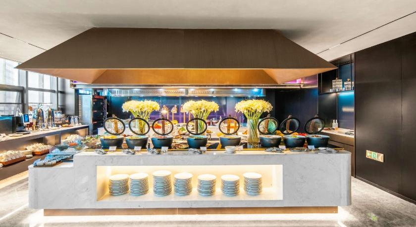 Novotel Kunming City Center - image 17