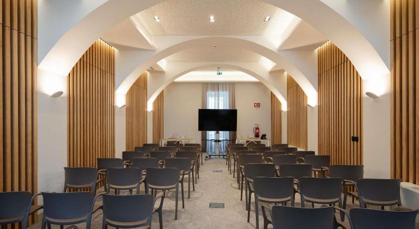 ポンタ・デルガダ Mercure Ponta Delgada Azores 3つ星 ホテル 眺望