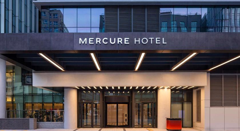 서울 머큐어 앰배서더 서울 마곡 (Mercure Ambassador Seoul Magok) 4성급 호텔 로비