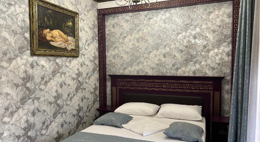 Image of Superior Suite 6