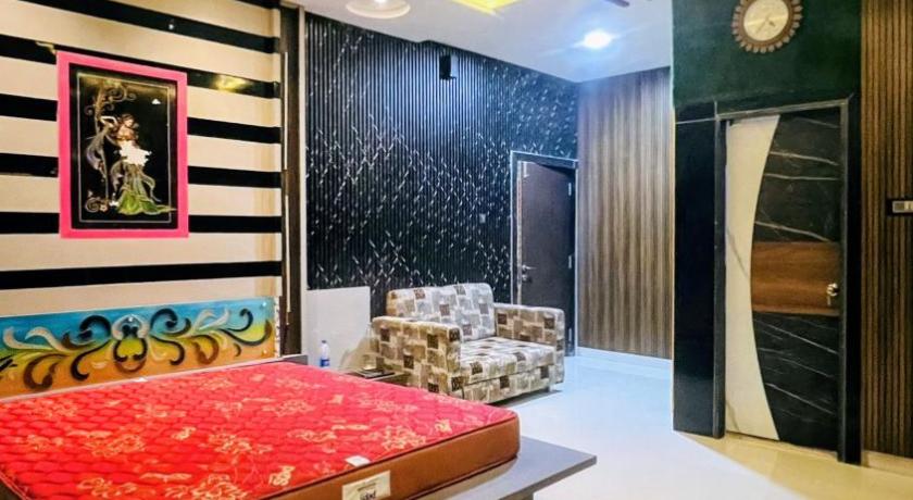 贾格达尔普尔 Mallick Farmhouse 3星级 单人房 套房