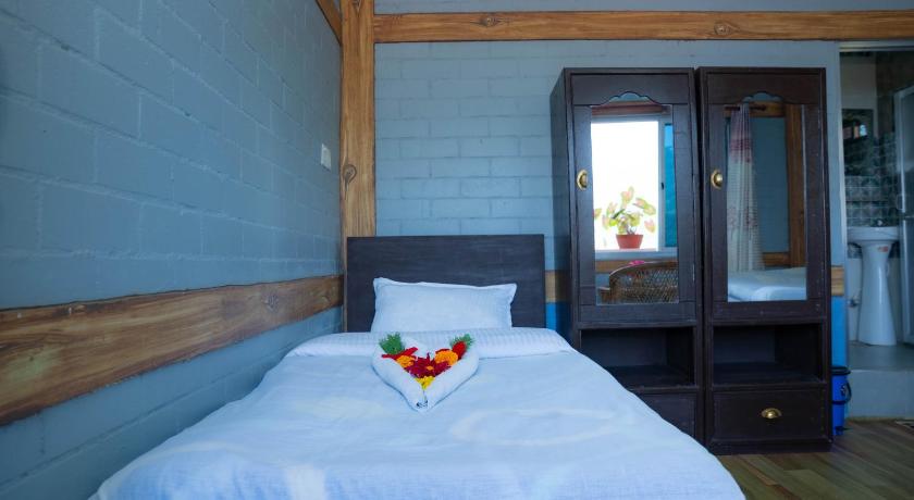 Shivalaya Yoga Ashram — Pokhara (2)