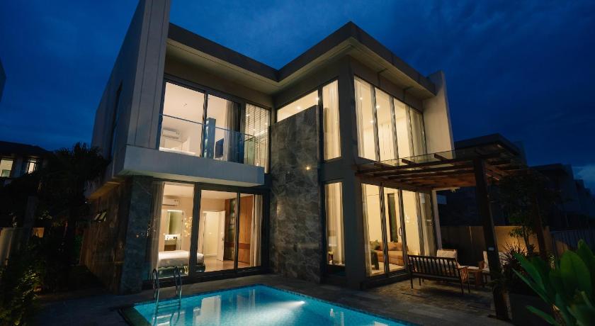 다낭 호아하이의 빌라 (m², 침실 4개, 프라이빗 욕실 6개) (TRON Villa - Regal Victoria Luxury BT9-09) 4성급 게스트하우스 레스토랑