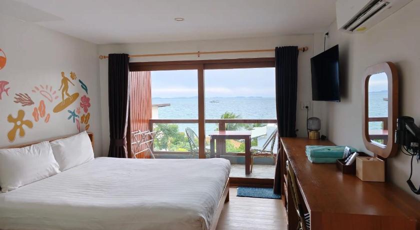 Image of Partial Sea View Double or Twin Room 9