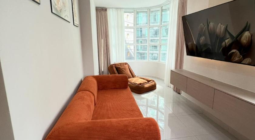 Parkview Serviced Apartment - image 3
